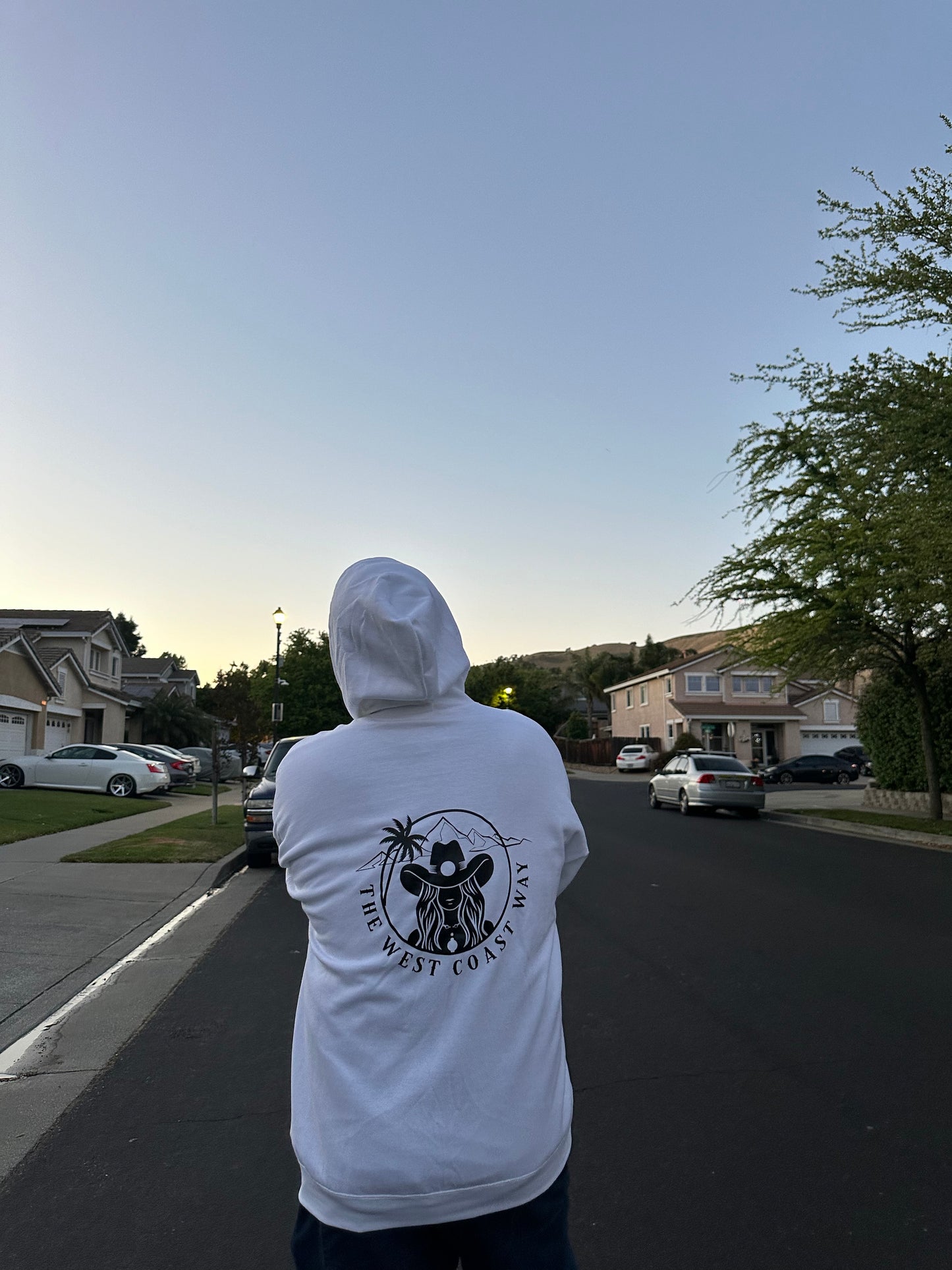Logo Zip Up- White/Black
