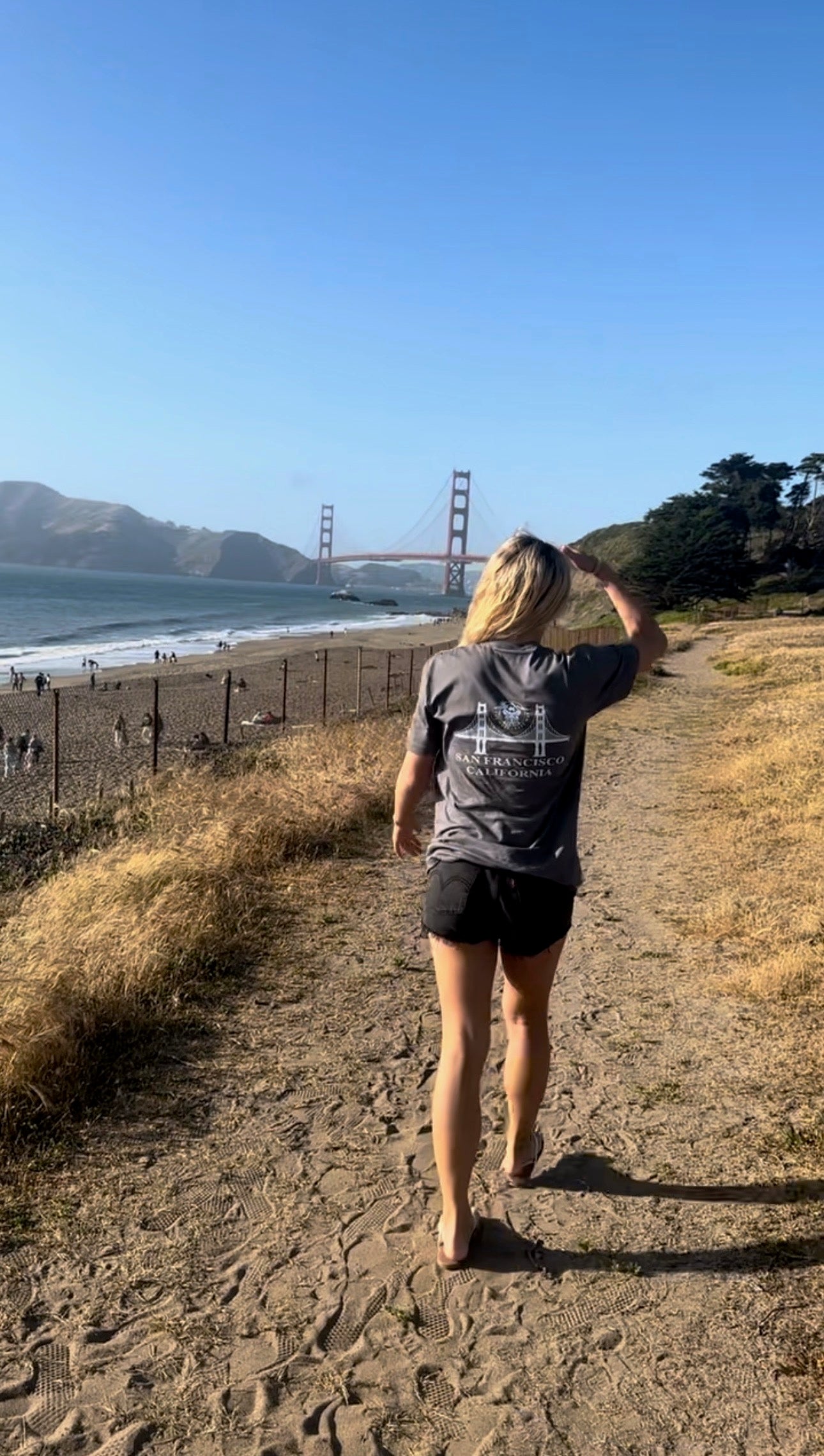 SF Golden Gate Bridge Shirt- Gray